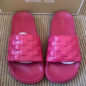NWT Michael Kors Finnie vegan slides hot pink sandals 8